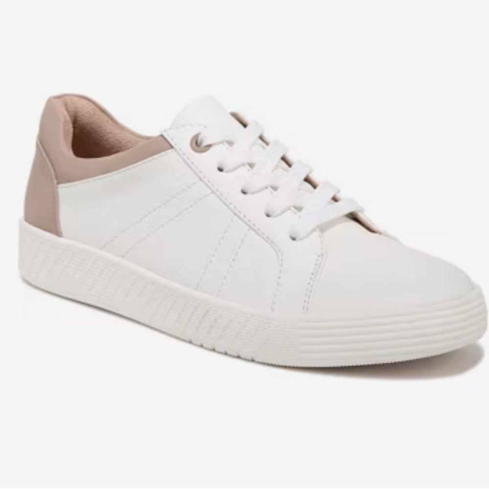 SOUL Naturalizer White and Taupe Low-Top Sneakers